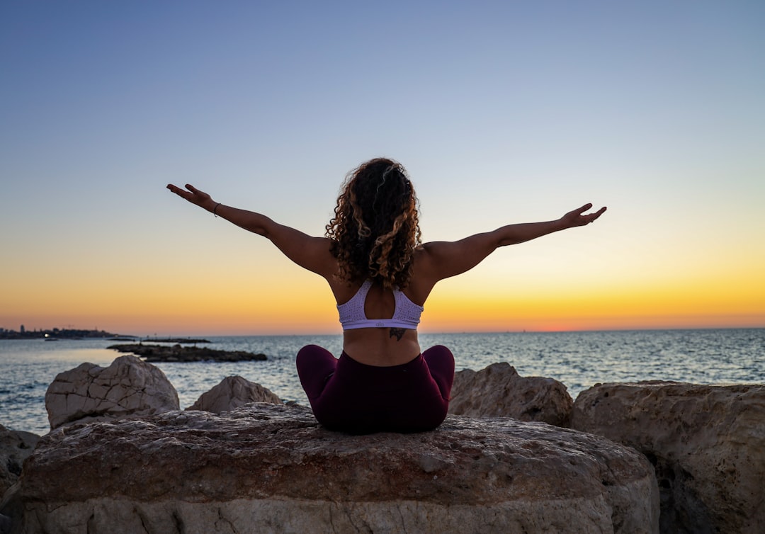 Exercices de stretching à domicile : guide pratique